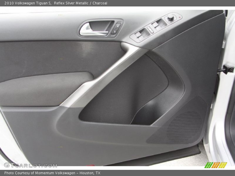 Reflex Silver Metallic / Charcoal 2010 Volkswagen Tiguan S