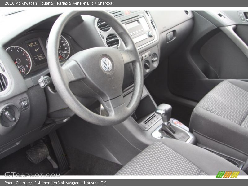 Reflex Silver Metallic / Charcoal 2010 Volkswagen Tiguan S