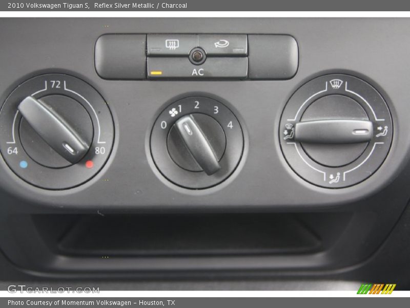 Reflex Silver Metallic / Charcoal 2010 Volkswagen Tiguan S