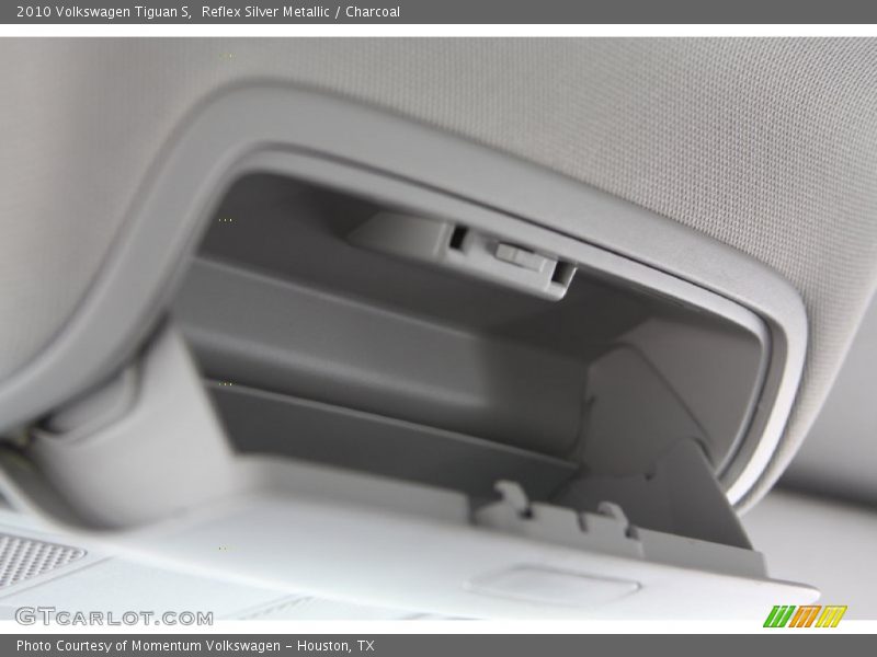 Reflex Silver Metallic / Charcoal 2010 Volkswagen Tiguan S