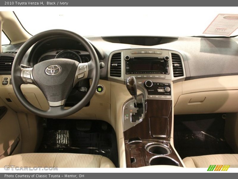 Black / Ivory 2010 Toyota Venza I4