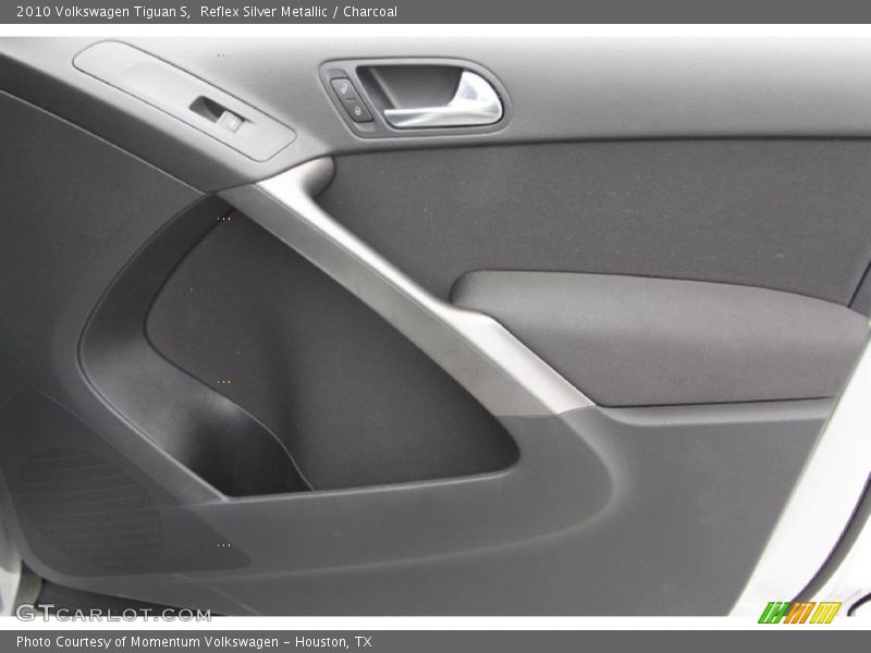 Reflex Silver Metallic / Charcoal 2010 Volkswagen Tiguan S
