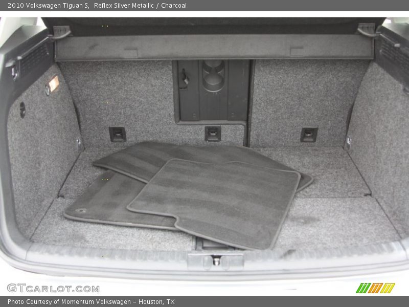 Reflex Silver Metallic / Charcoal 2010 Volkswagen Tiguan S