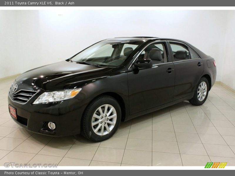 Black / Ash 2011 Toyota Camry XLE V6