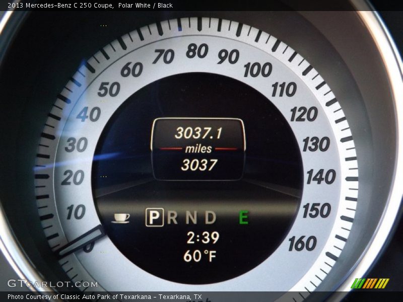 Polar White / Black 2013 Mercedes-Benz C 250 Coupe