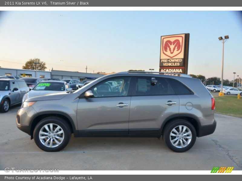 Titanium Silver / Black 2011 Kia Sorento LX V6