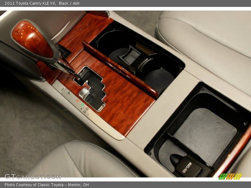 Black / Ash 2011 Toyota Camry XLE V6