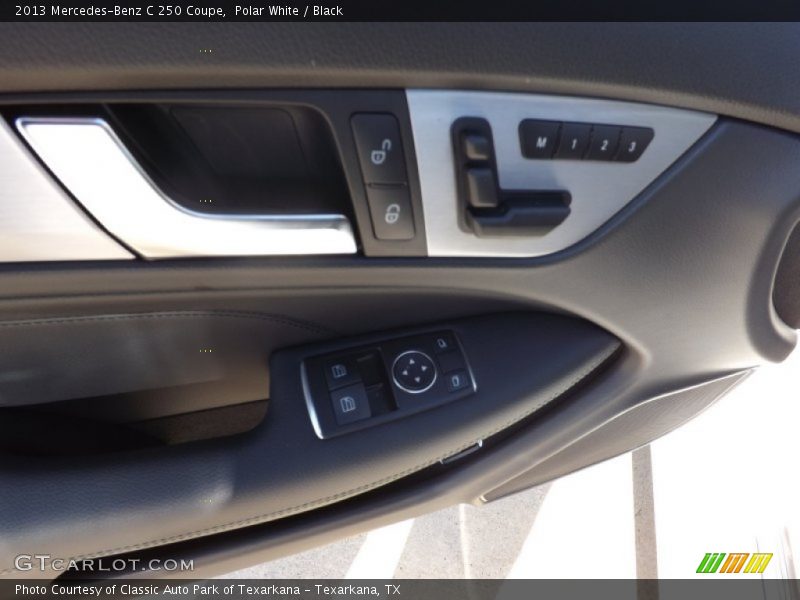 Polar White / Black 2013 Mercedes-Benz C 250 Coupe