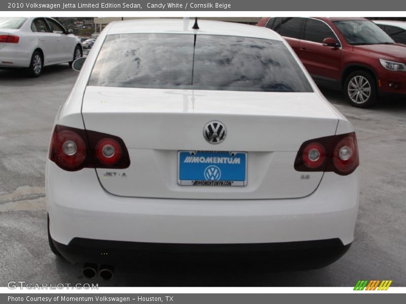 Candy White / Cornsilk Beige 2010 Volkswagen Jetta Limited Edition Sedan