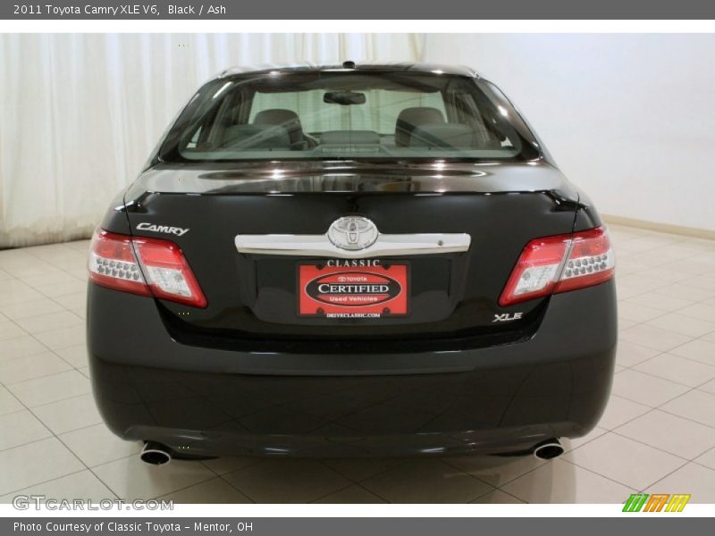 Black / Ash 2011 Toyota Camry XLE V6