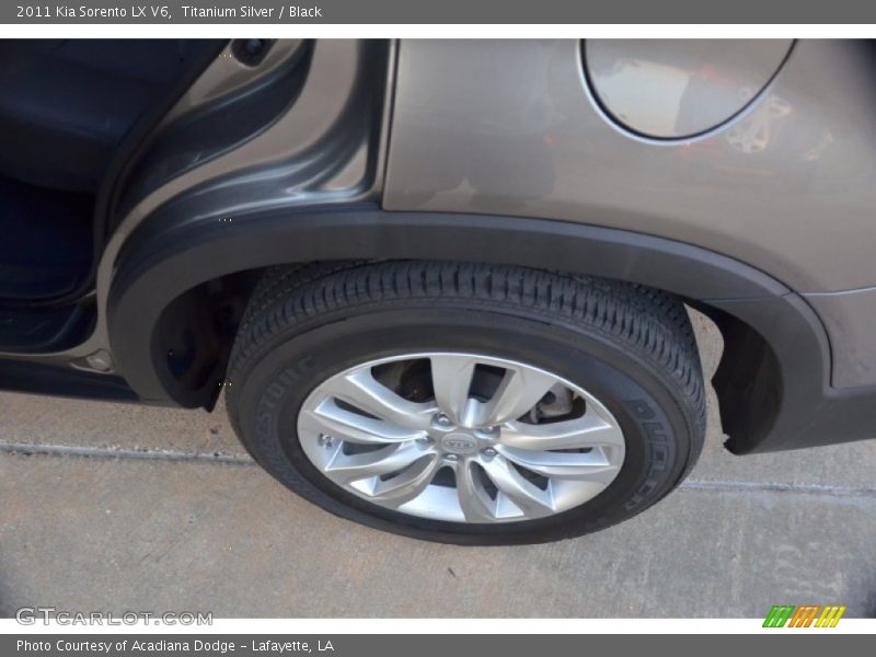 Titanium Silver / Black 2011 Kia Sorento LX V6