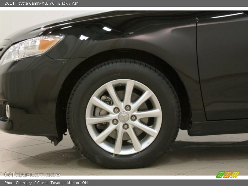 Black / Ash 2011 Toyota Camry XLE V6