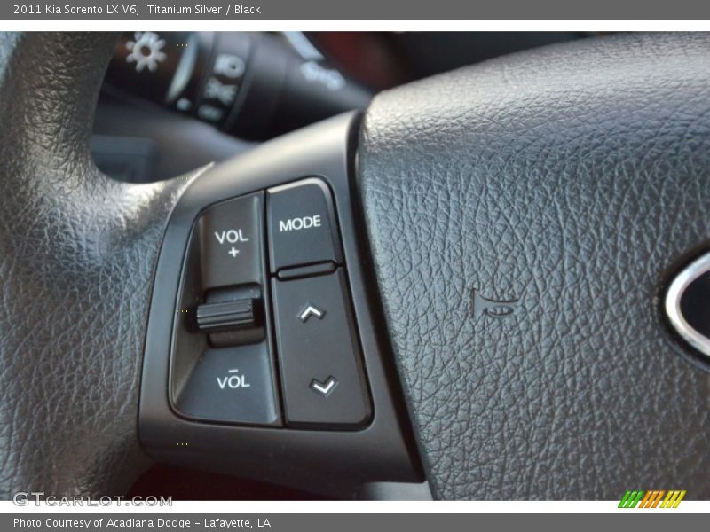 Titanium Silver / Black 2011 Kia Sorento LX V6