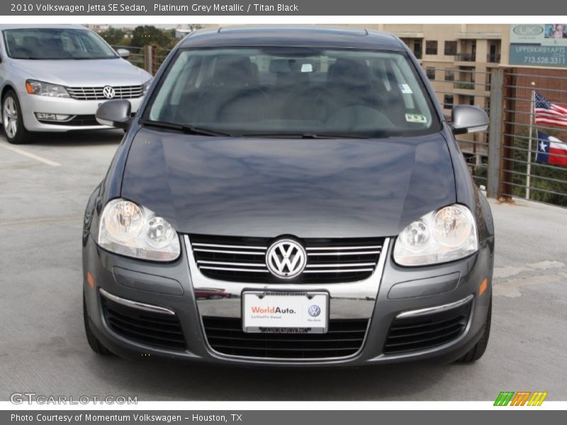 Platinum Grey Metallic / Titan Black 2010 Volkswagen Jetta SE Sedan