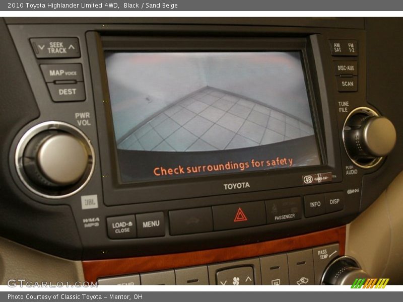 Black / Sand Beige 2010 Toyota Highlander Limited 4WD