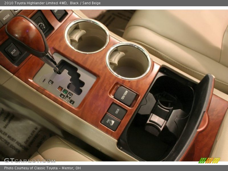 Black / Sand Beige 2010 Toyota Highlander Limited 4WD