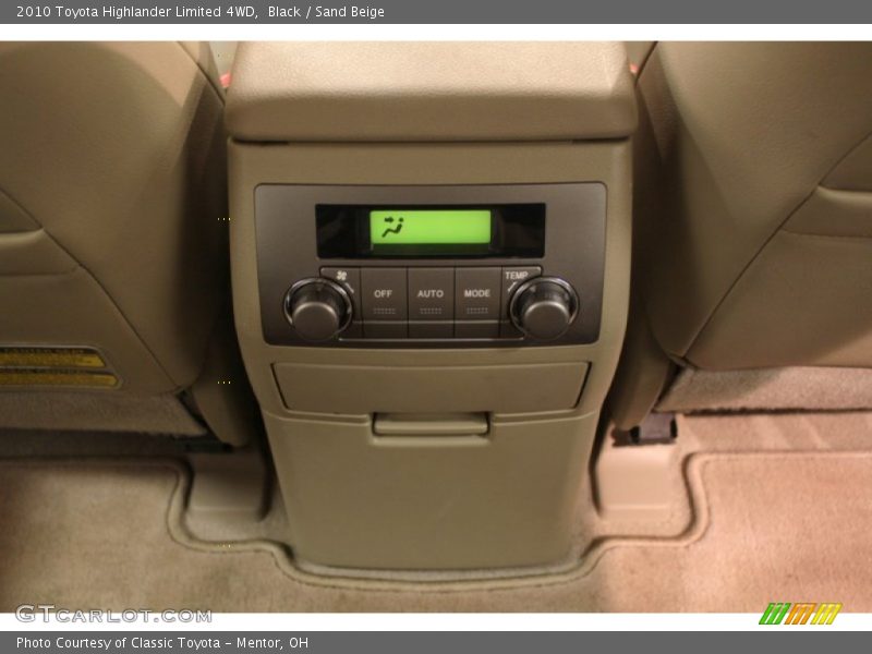 Black / Sand Beige 2010 Toyota Highlander Limited 4WD