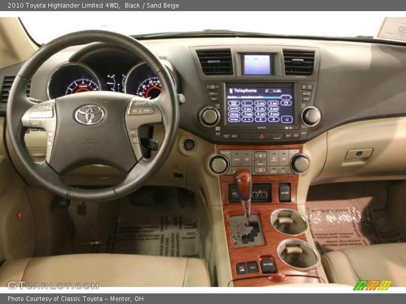 Black / Sand Beige 2010 Toyota Highlander Limited 4WD