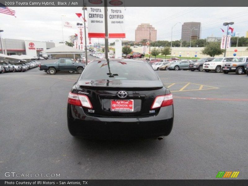 Black / Ash 2009 Toyota Camry Hybrid