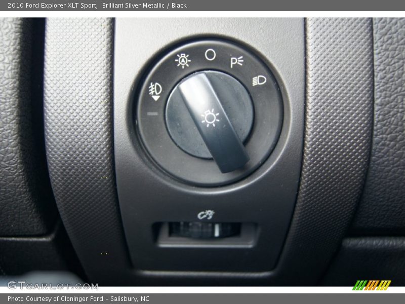 Controls of 2010 Explorer XLT Sport
