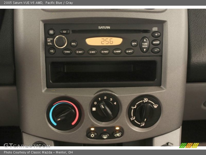 Pacific Blue / Gray 2005 Saturn VUE V6 AWD