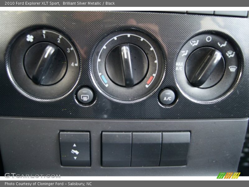 Controls of 2010 Explorer XLT Sport