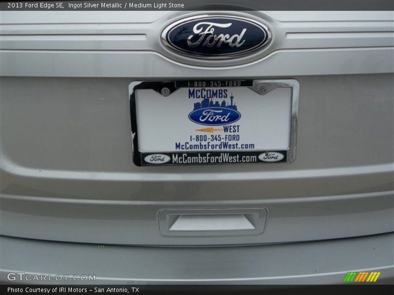 Ingot Silver Metallic / Medium Light Stone 2013 Ford Edge SE