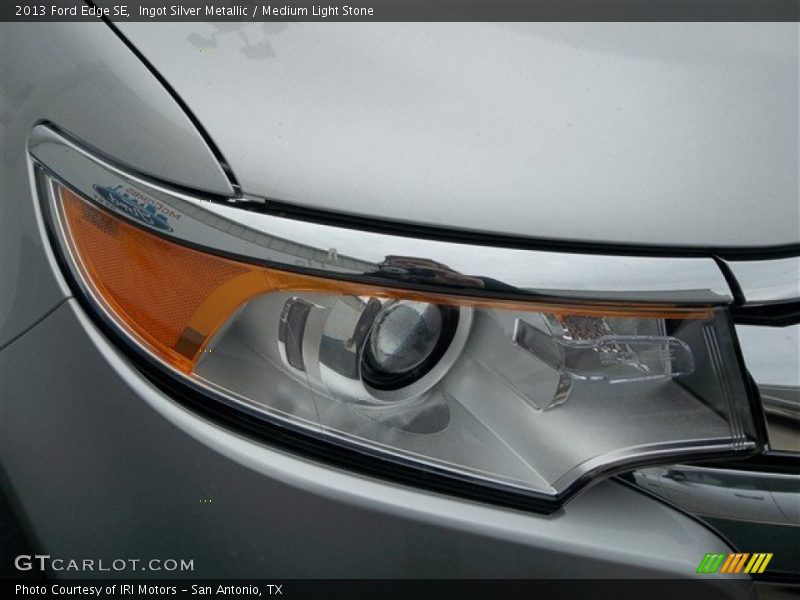 Ingot Silver Metallic / Medium Light Stone 2013 Ford Edge SE