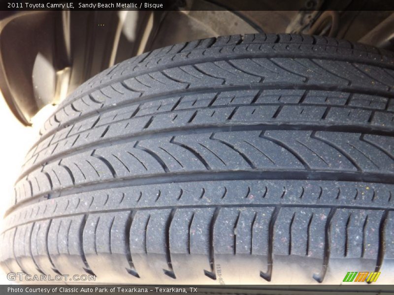 Sandy Beach Metallic / Bisque 2011 Toyota Camry LE