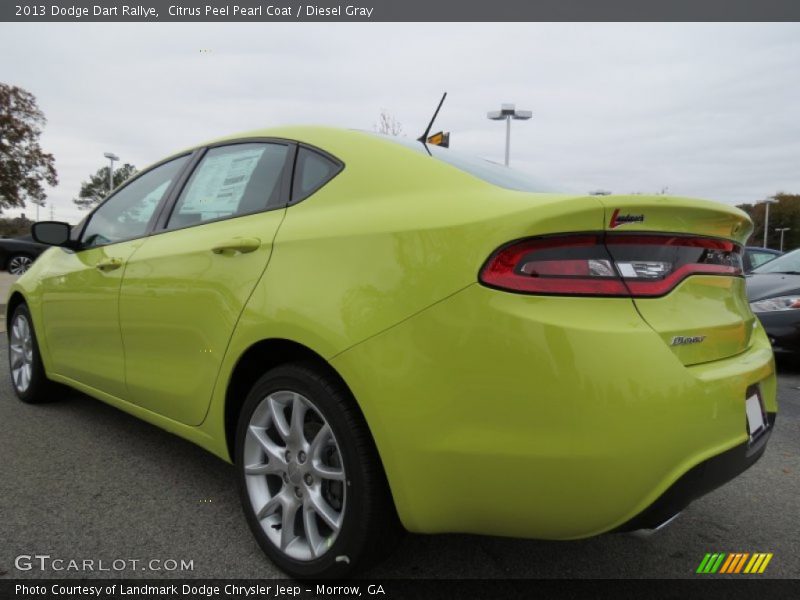 Citrus Peel Pearl Coat / Diesel Gray 2013 Dodge Dart Rallye