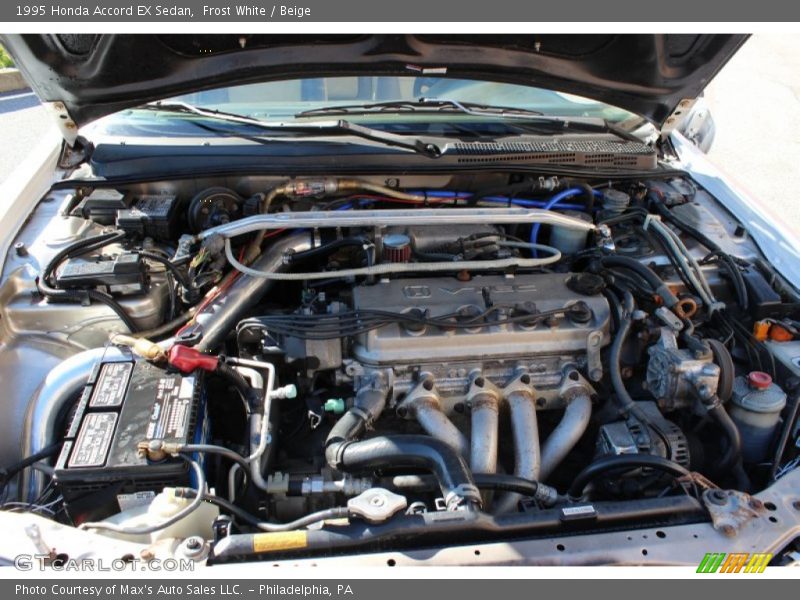 Frost White / Beige 1995 Honda Accord EX Sedan