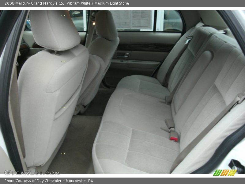 Vibrant White / Medium Light Stone 2008 Mercury Grand Marquis GS