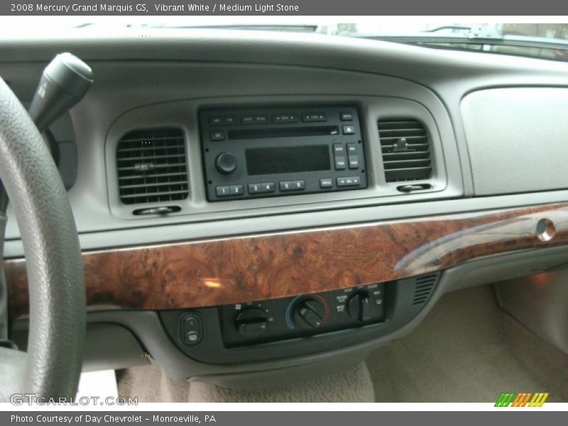 Vibrant White / Medium Light Stone 2008 Mercury Grand Marquis GS