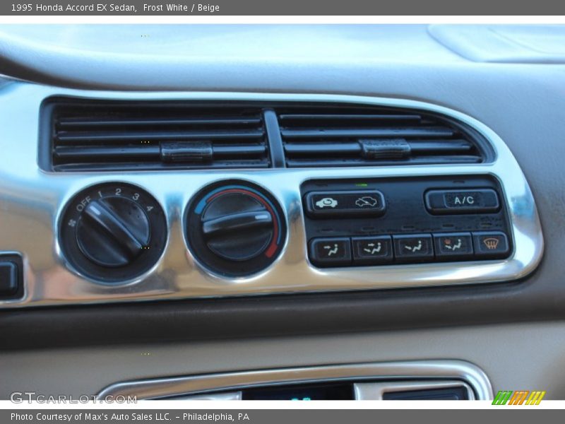 Frost White / Beige 1995 Honda Accord EX Sedan