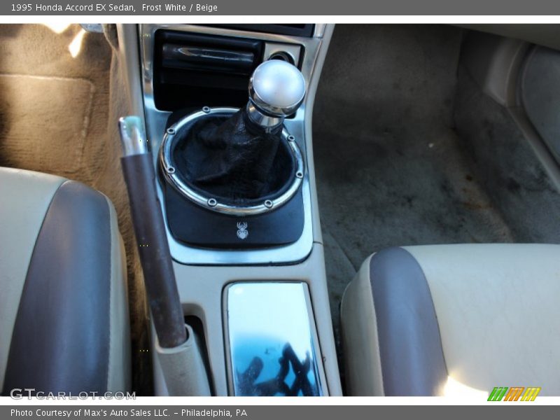 Frost White / Beige 1995 Honda Accord EX Sedan