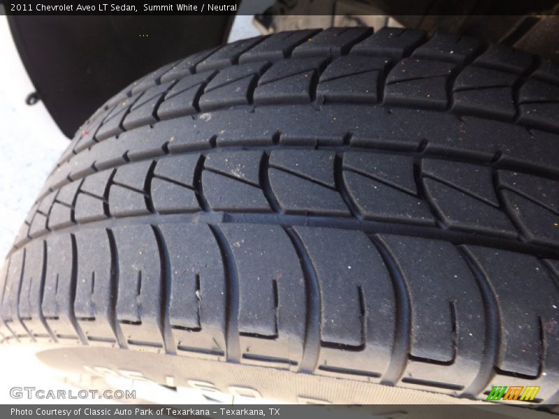 Summit White / Neutral 2011 Chevrolet Aveo LT Sedan