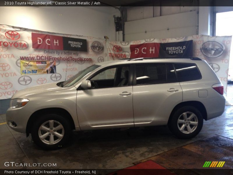 Classic Silver Metallic / Ash 2010 Toyota Highlander V6