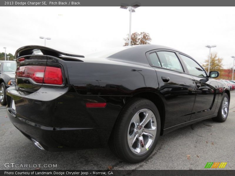 Pitch Black / Black 2013 Dodge Charger SE