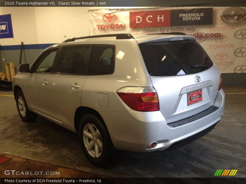 Classic Silver Metallic / Ash 2010 Toyota Highlander V6