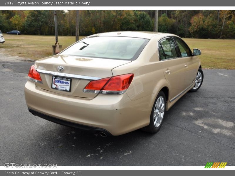 Sandy Beach Metallic / Ivory 2012 Toyota Avalon