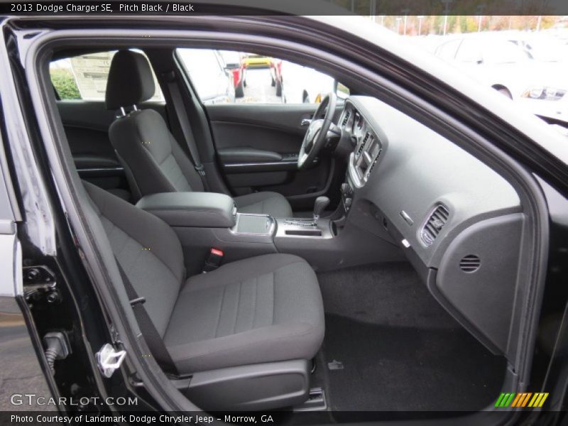 Pitch Black / Black 2013 Dodge Charger SE