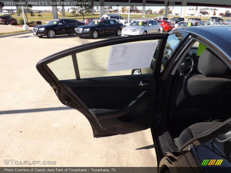 Super Black / Charcoal 2012 Nissan Altima 2.5 S