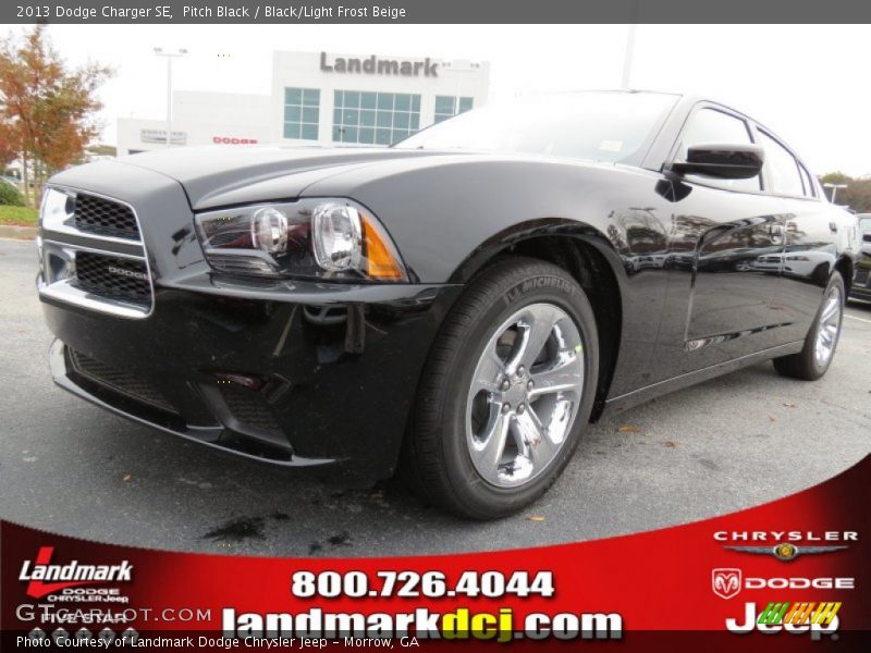 Pitch Black / Black/Light Frost Beige 2013 Dodge Charger SE