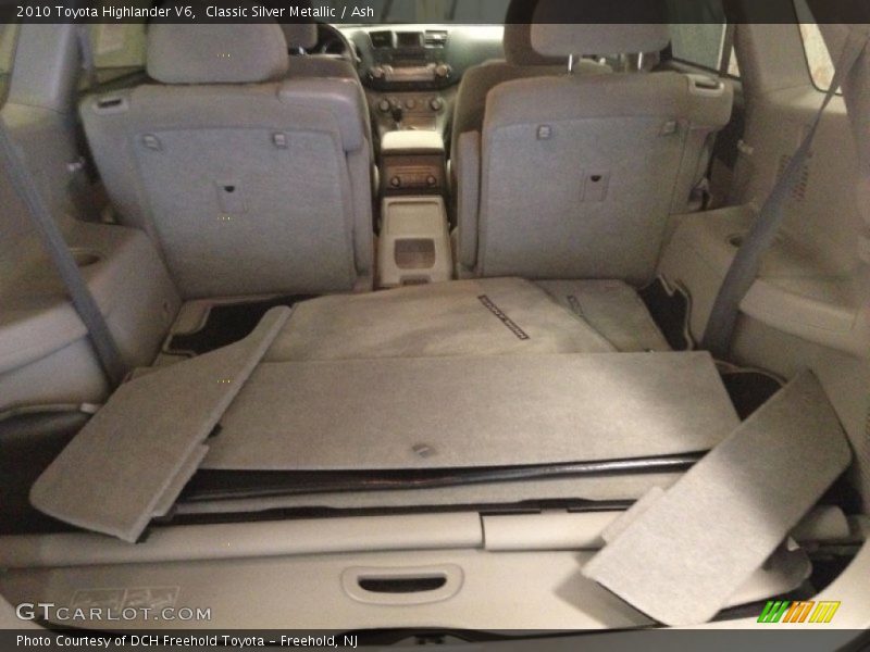 Classic Silver Metallic / Ash 2010 Toyota Highlander V6