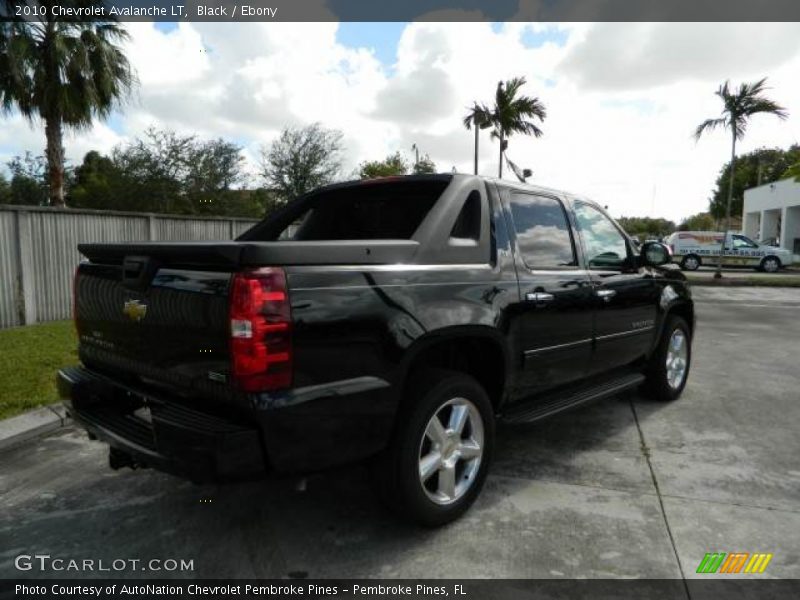 Black / Ebony 2010 Chevrolet Avalanche LT