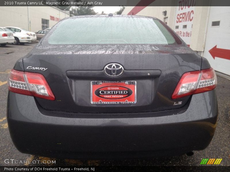 Magnetic Gray Metallic / Ash Gray 2010 Toyota Camry LE