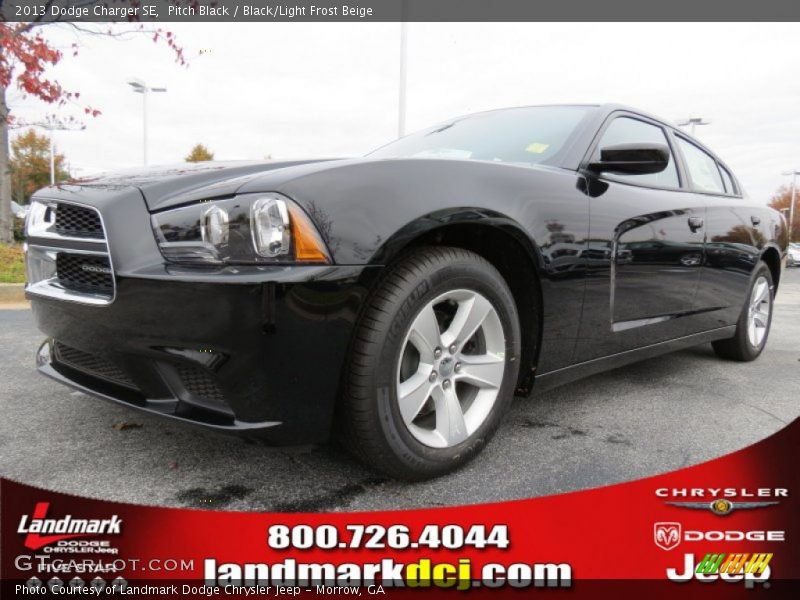 Pitch Black / Black/Light Frost Beige 2013 Dodge Charger SE