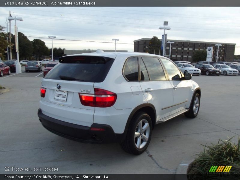 Alpine White / Sand Beige 2010 BMW X5 xDrive30i