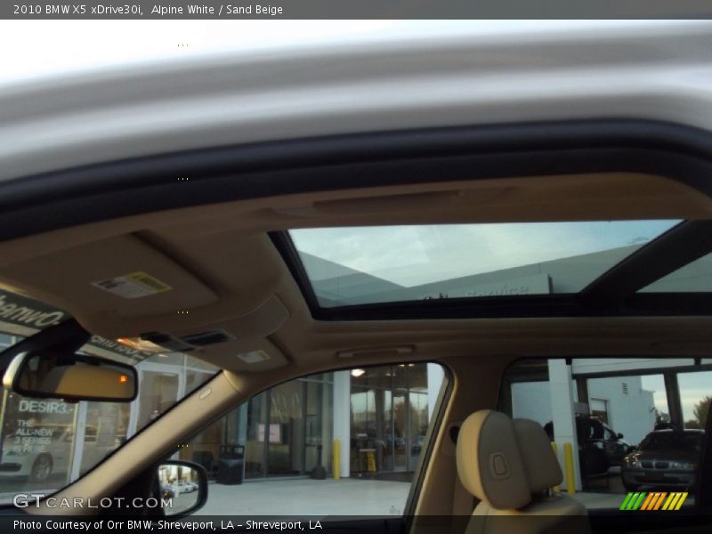Alpine White / Sand Beige 2010 BMW X5 xDrive30i