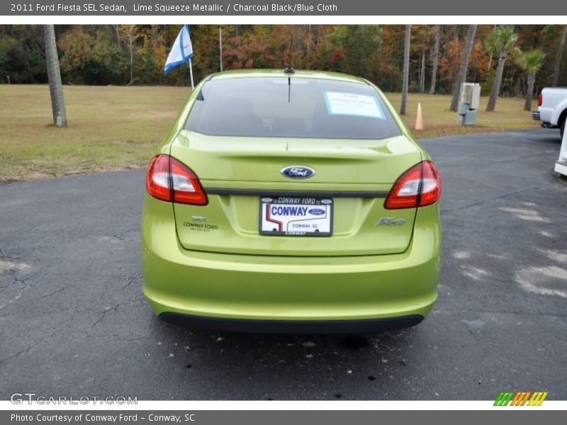 Lime Squeeze Metallic / Charcoal Black/Blue Cloth 2011 Ford Fiesta SEL Sedan